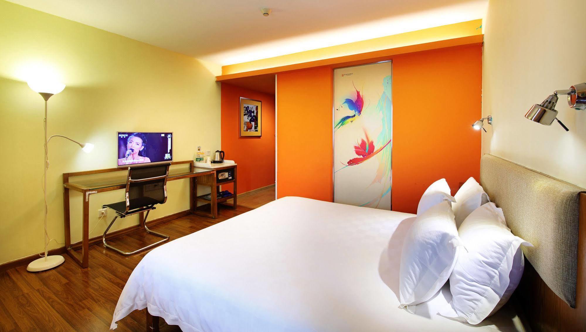 Yanjiang East Garden Inn Guangzhou Exterior photo